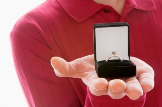 Tips-para-comprar-anillo-compromiso-e1326144774547